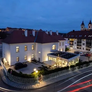 Szálloda 1552 Boutique