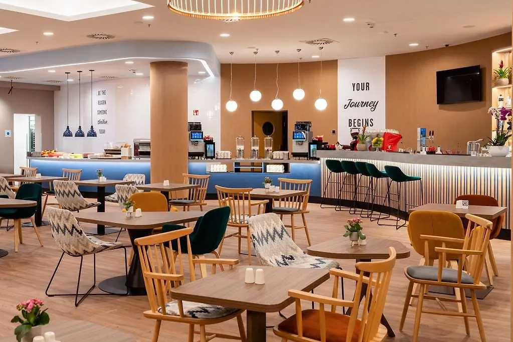 Hampton By Hilton Budapest City Centre 3*,